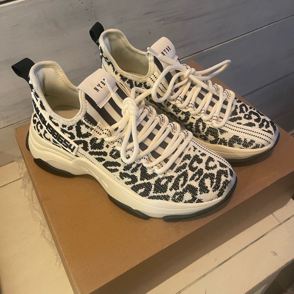 Steve Madden Maxima Leopard Pattern Sneakers